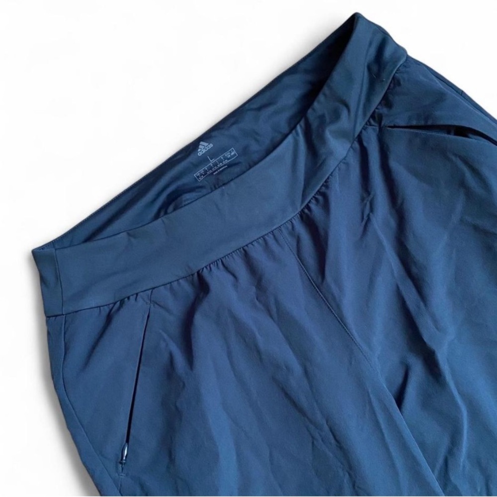 Adidas maternity jogger pants in women’s size L (16–18)